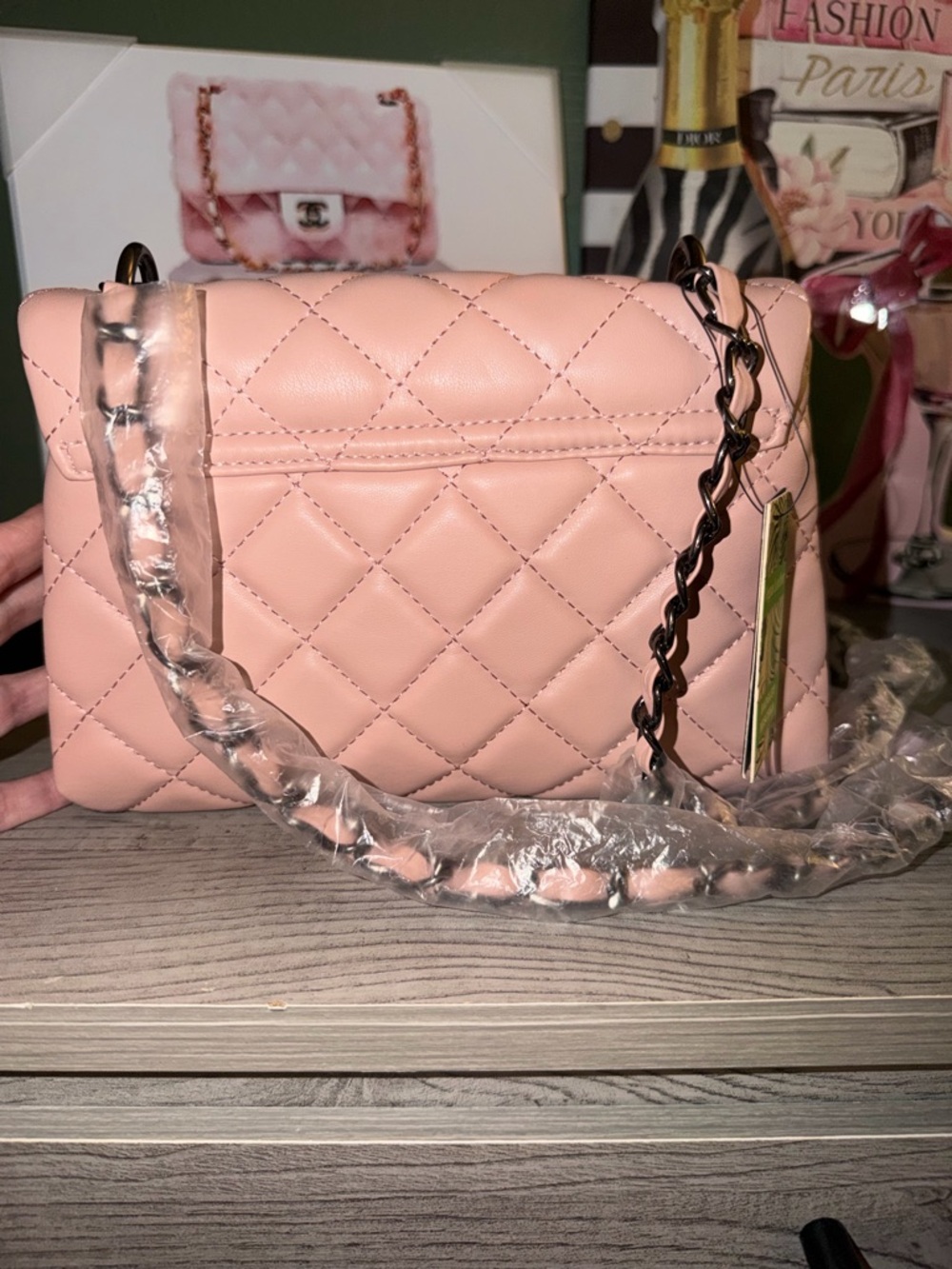 Badgley Mischka Quilted Pink Leather Crossbody Bag - Picture 7 of 12
